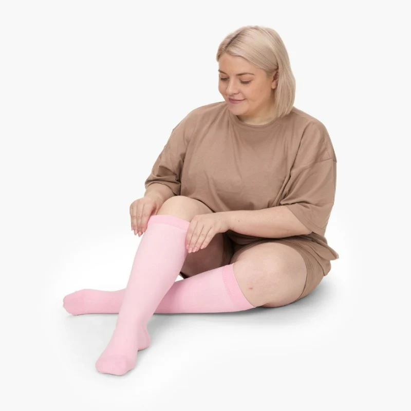 Advanced Wide Compression Socks For Pain Relief - Image 8