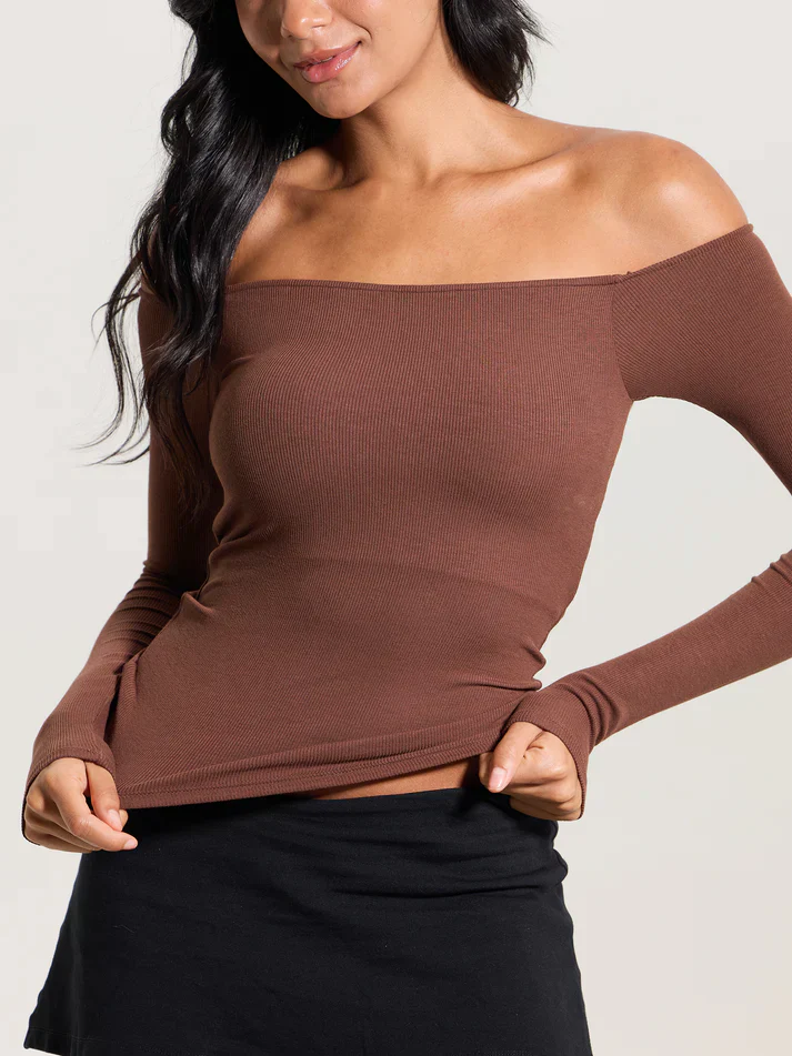 Built-In Bra Off Shoulder Top - Image 7