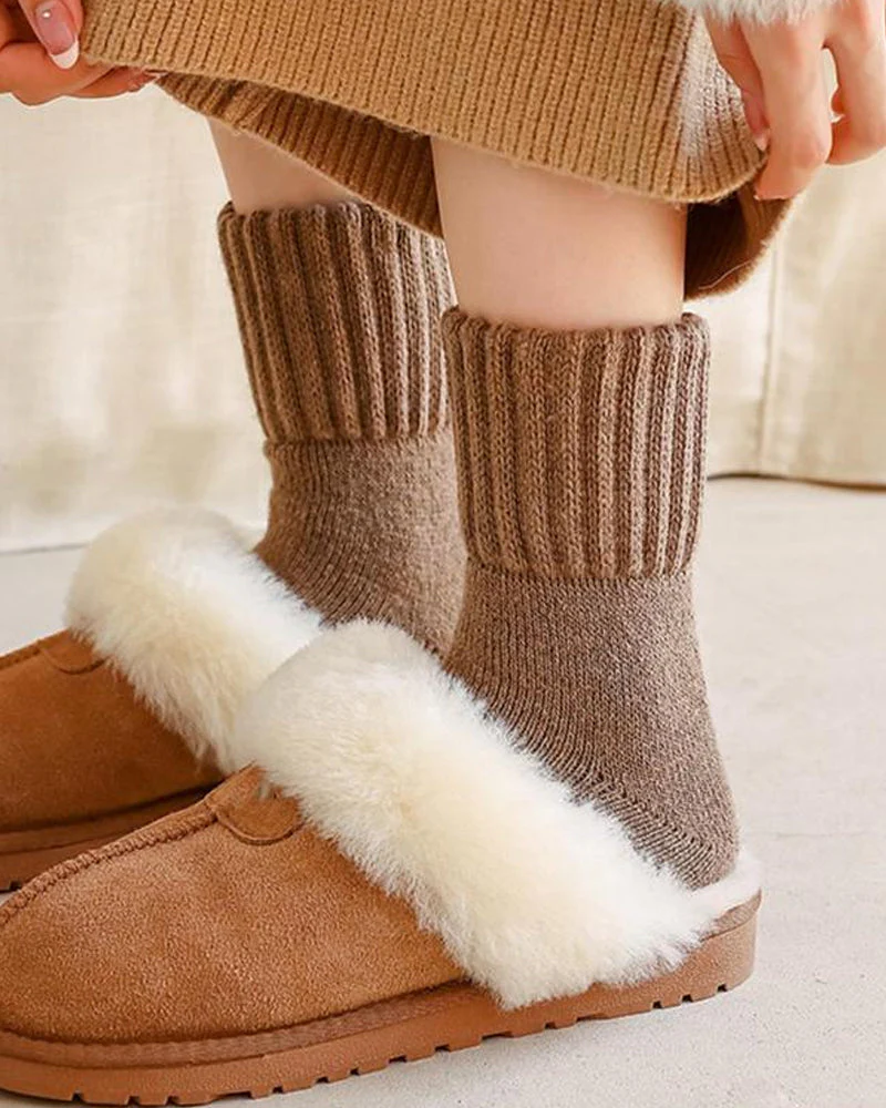 Cozy Ribbed Fleece Lined Crew Socks - Image 3