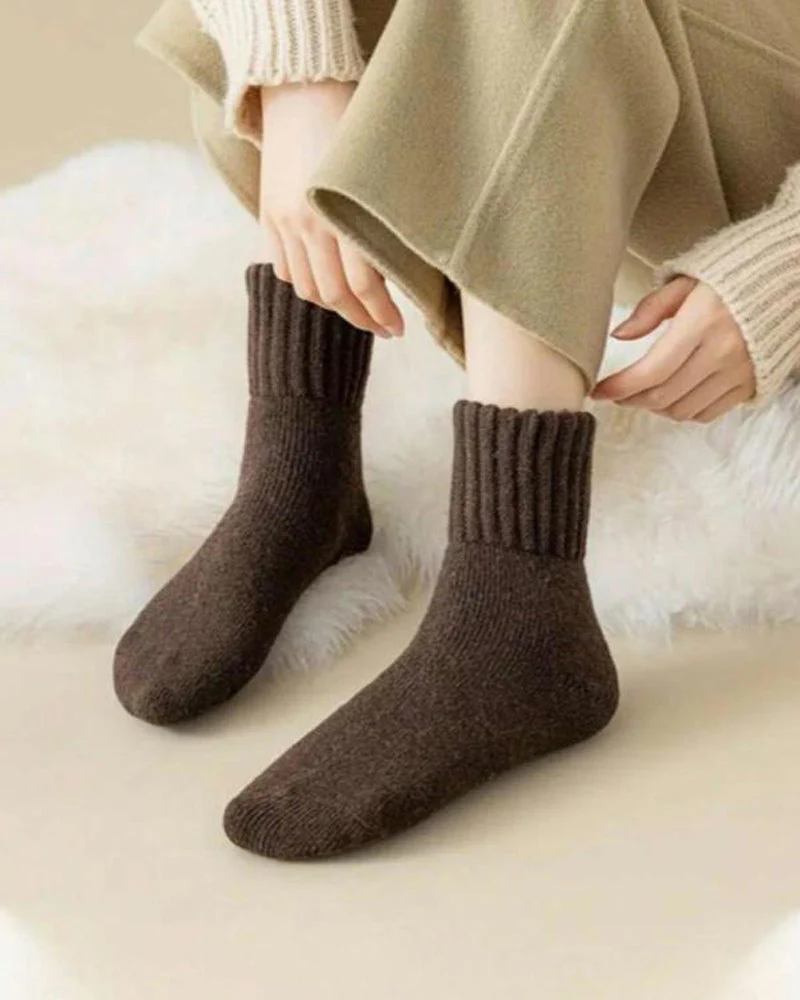 Cozy Ribbed Fleece Lined Crew Socks - Image 5