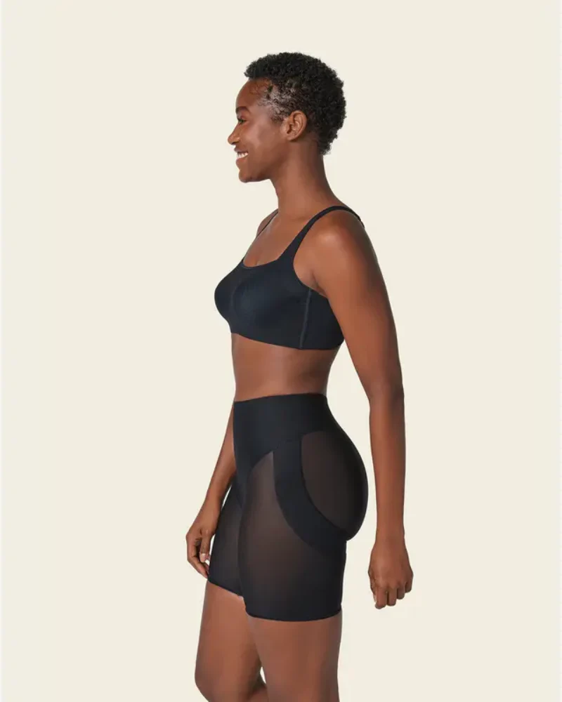 High-waisted shaping shorts with pleated center seam and elastic band - Image 5