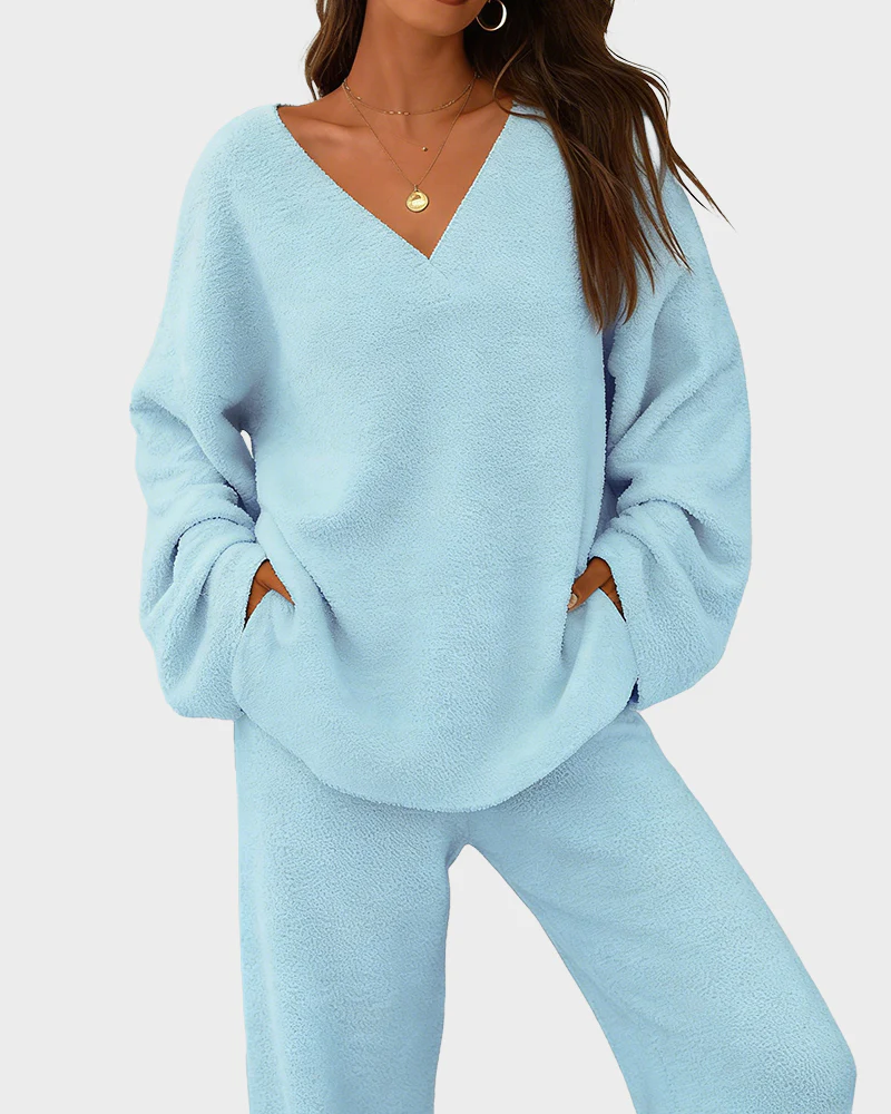 Soft Fuzzy V-Neck Loungewear Set - Image 13