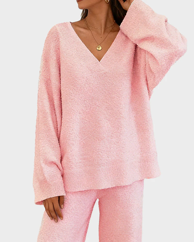 Soft Fuzzy V-Neck Loungewear Set - Image 15