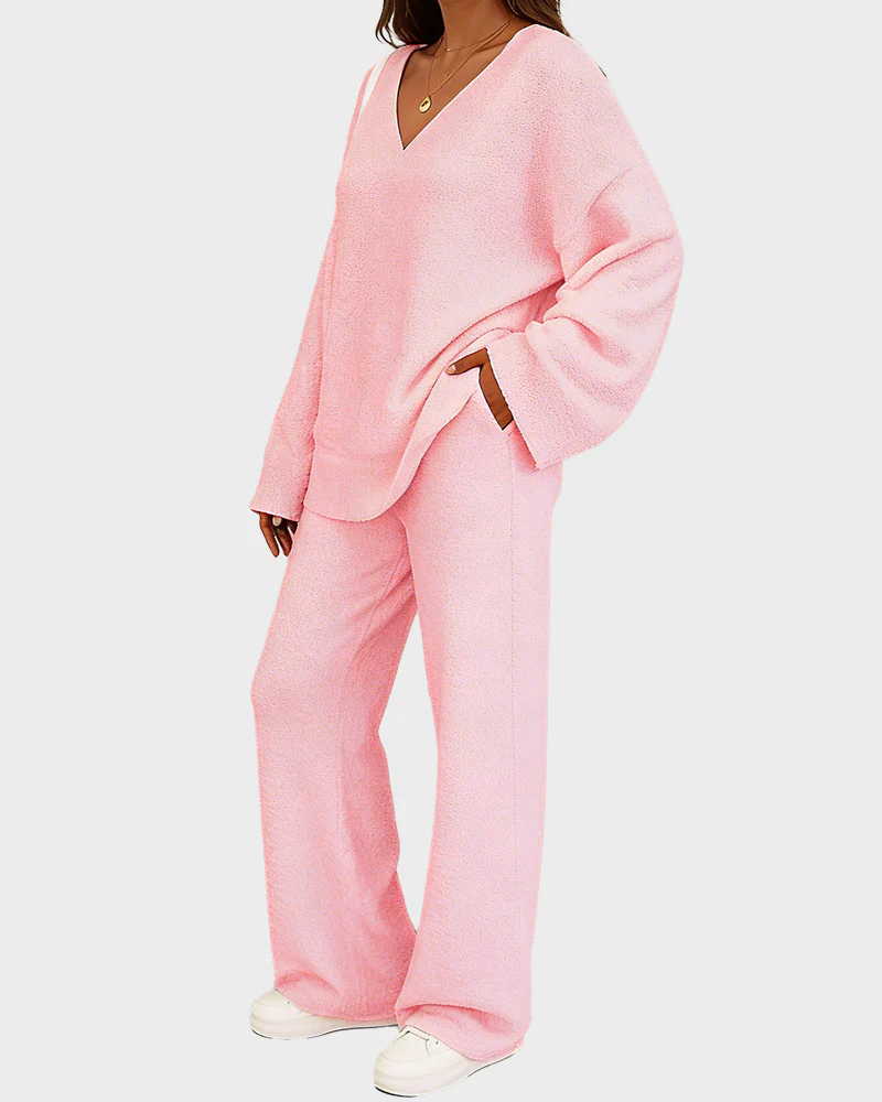 Soft Fuzzy V-Neck Loungewear Set - Image 18