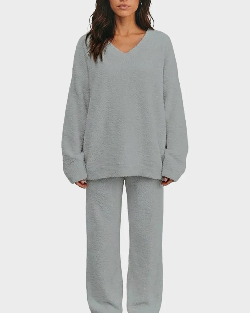 Soft Fuzzy V-Neck Loungewear Set - Image 19