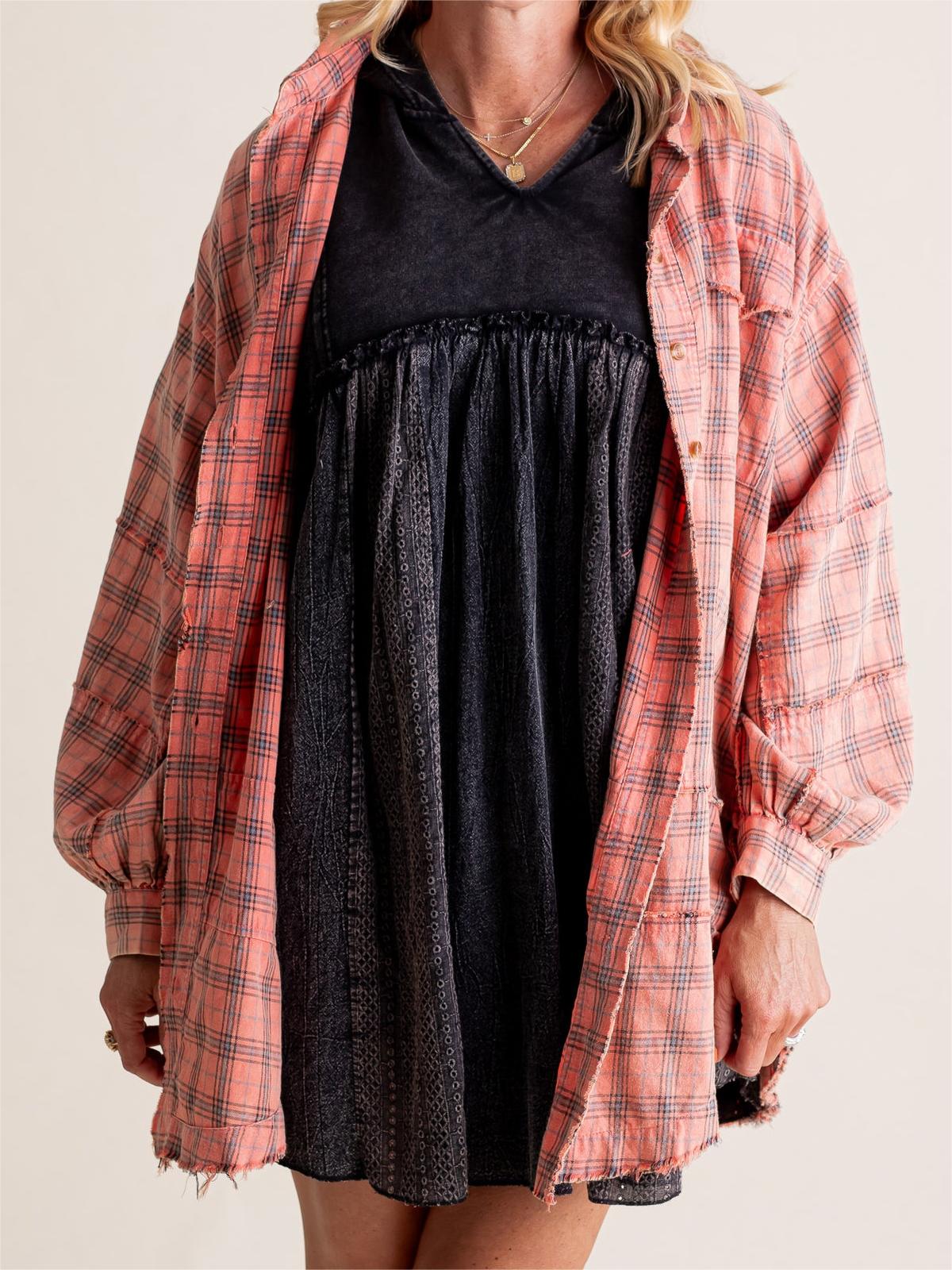 Women's Seams Raw Edge Washed Oversized Shirt Jacket with Pockets - Image 4